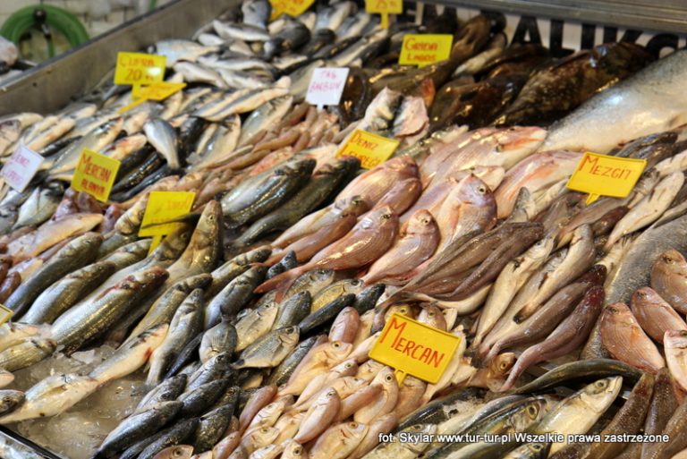 fish market in Alanya